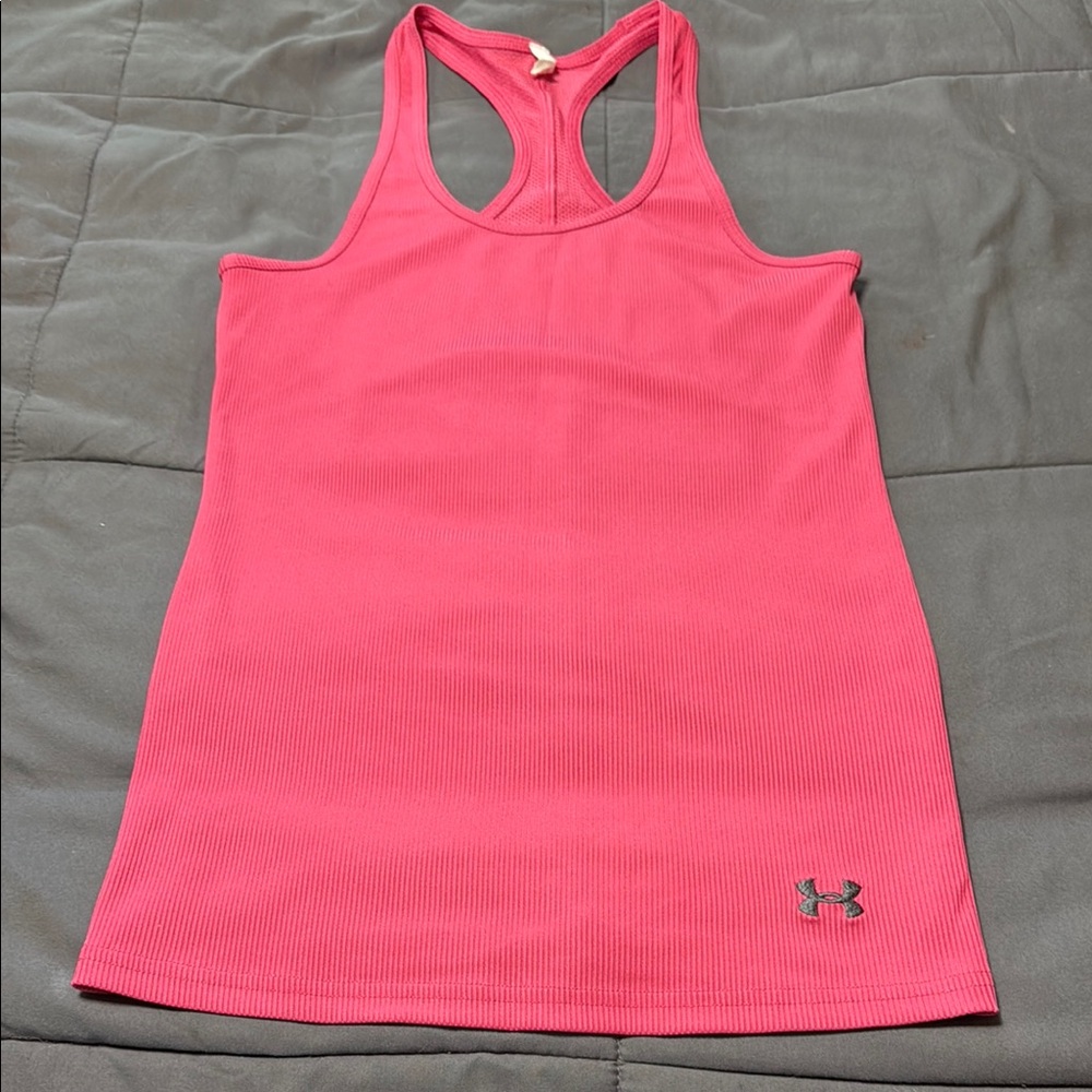 Under Armour Pink Fitted Sleeveless Tank Top
